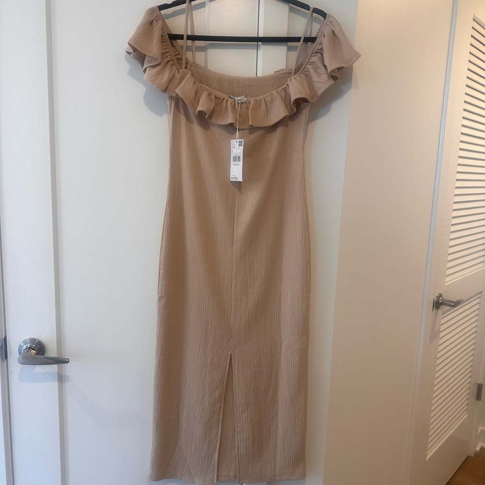 #4 MANGO Textured ruffle dress - Picture 6 of 7